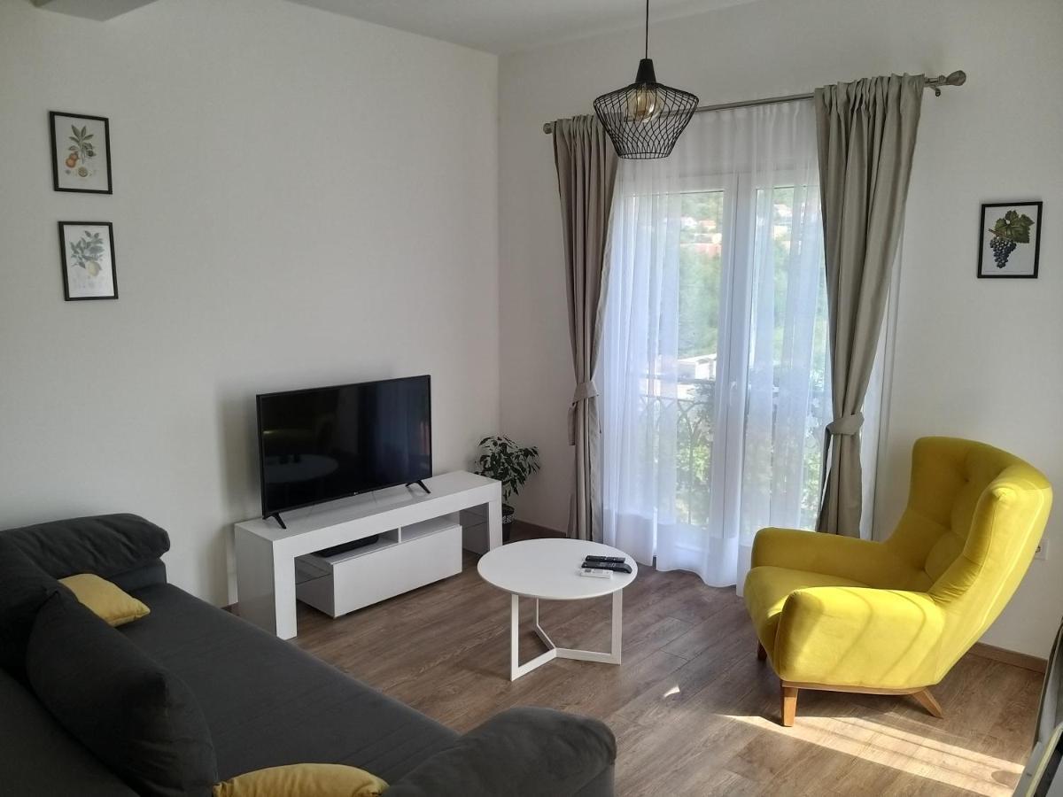 Petivat Gardens Apartment Exterior foto
